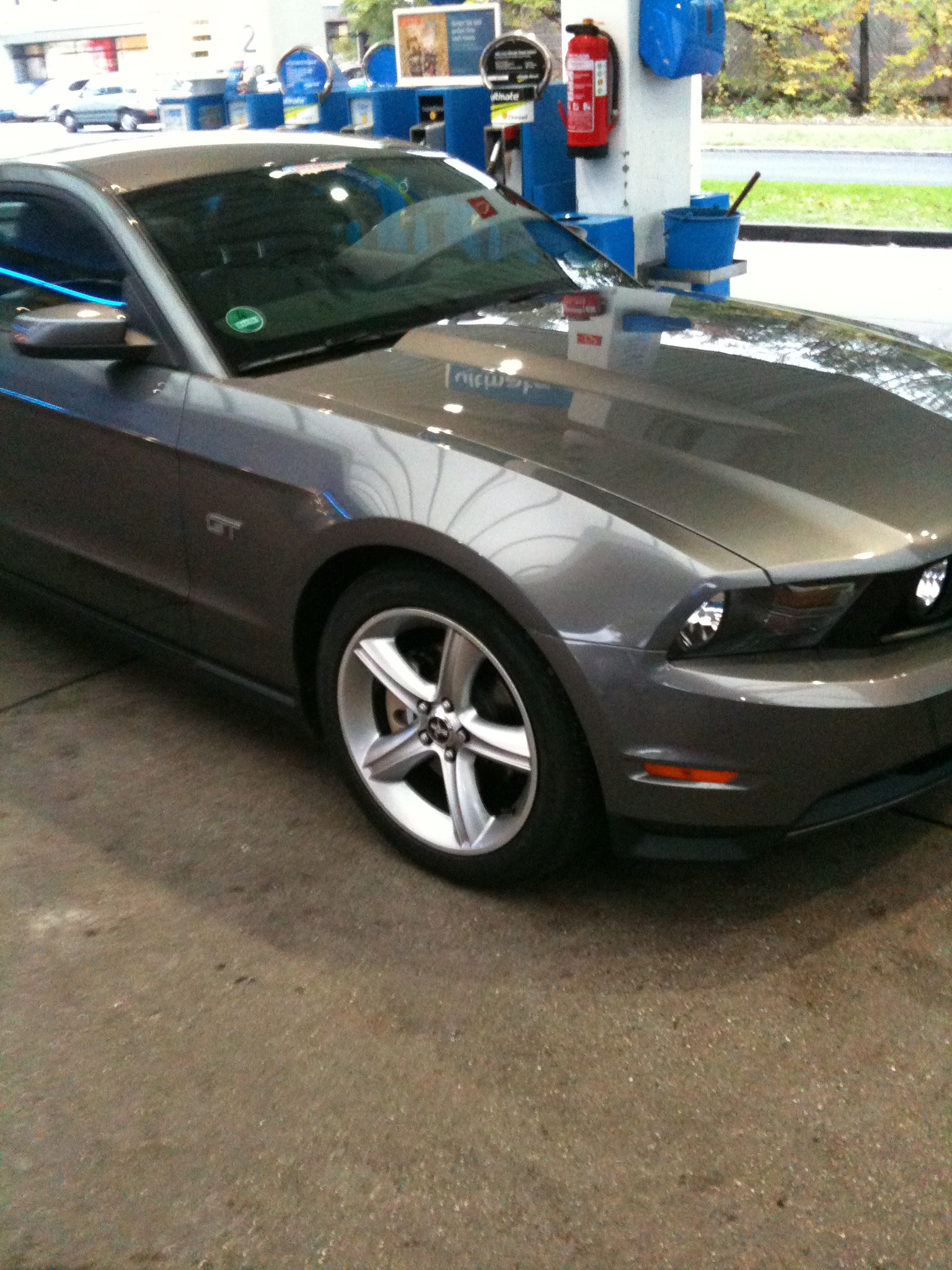 Mustang_GT_Seite2.jpg